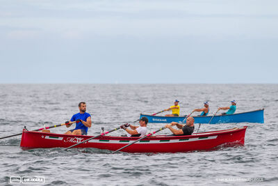 Equipage à bord d’un Batteleku à Socoa