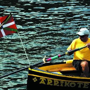 Ur-ikara 2002 : photo 7/328