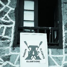 Ur-ikara 2002 : photo 29/328