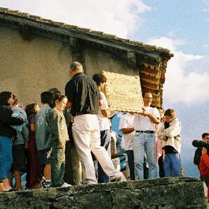 Ur-ikara 2002 : photo 244/328