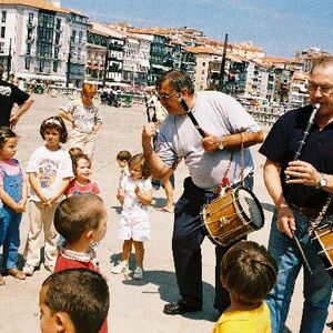 Ur-ikara 2002 : photo 327/328